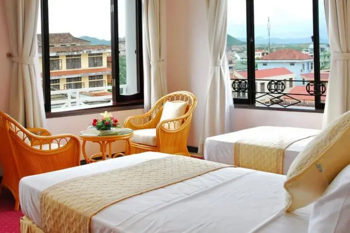 Хюэ: Areca Hotel