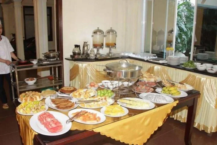 Хюэ: Truong Giang Hotel