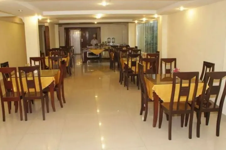 Хюэ: Truong Giang Hotel