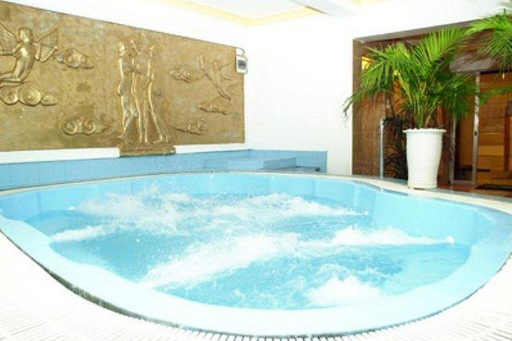 Хюэ: Truong Giang Hotel
