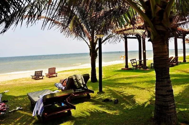 Фантхьет: Sandhills Beach Resort & Spa