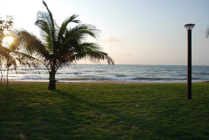 Фантхьет: Sandhills Beach Resort & Spa