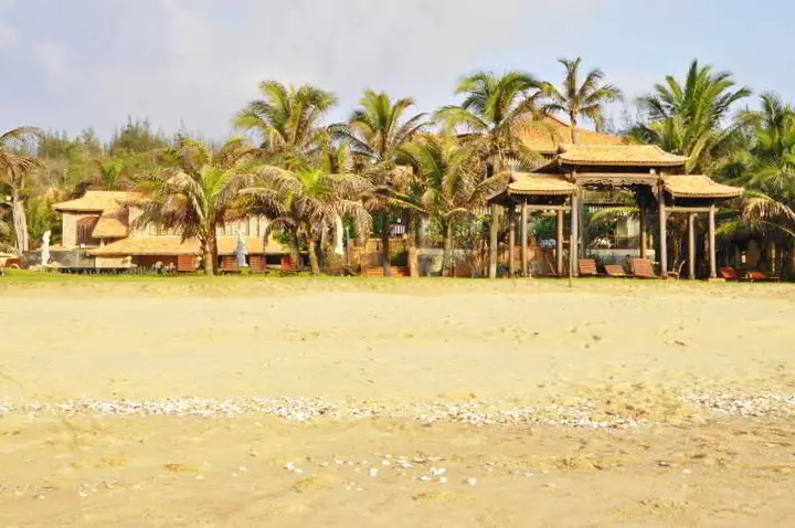 Фантхьет: Sandhills Beach Resort & Spa