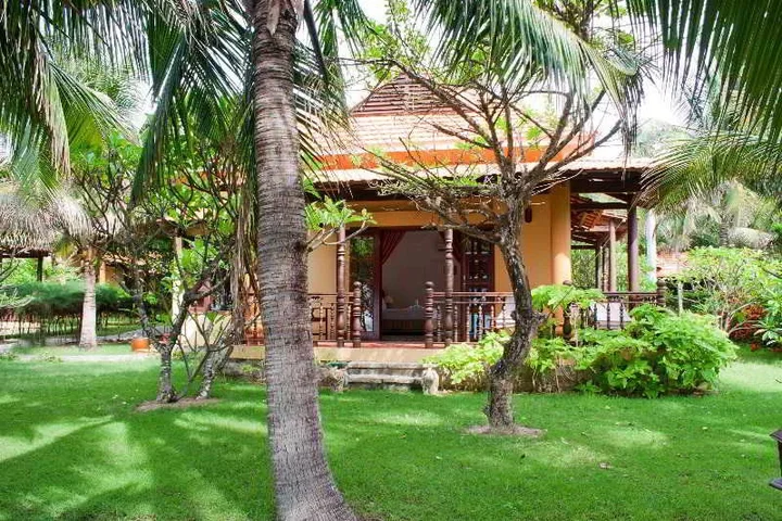 Фантхьет: Sandhills Beach Resort & Spa
