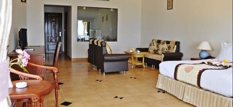 Фантхьет: Sandhills Beach Resort & Spa