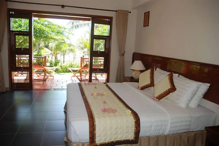 Фантхьет: Sandhills Beach Resort & Spa