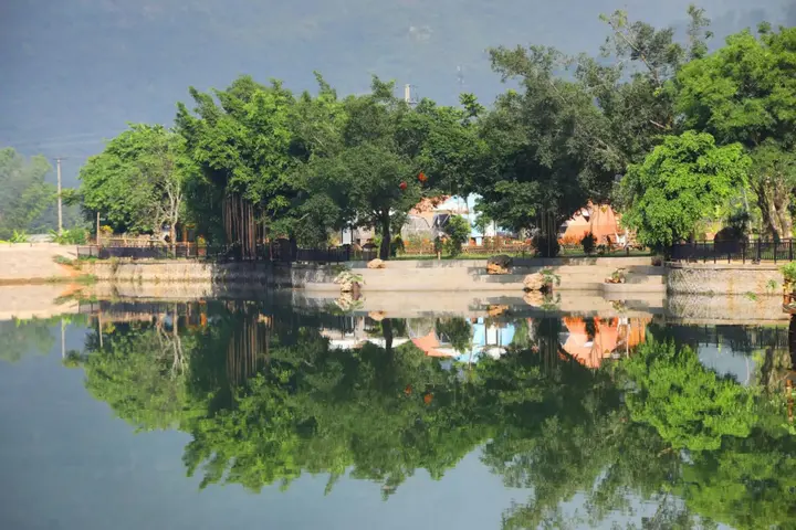 Маи-Чау: Mai Chau Lodge