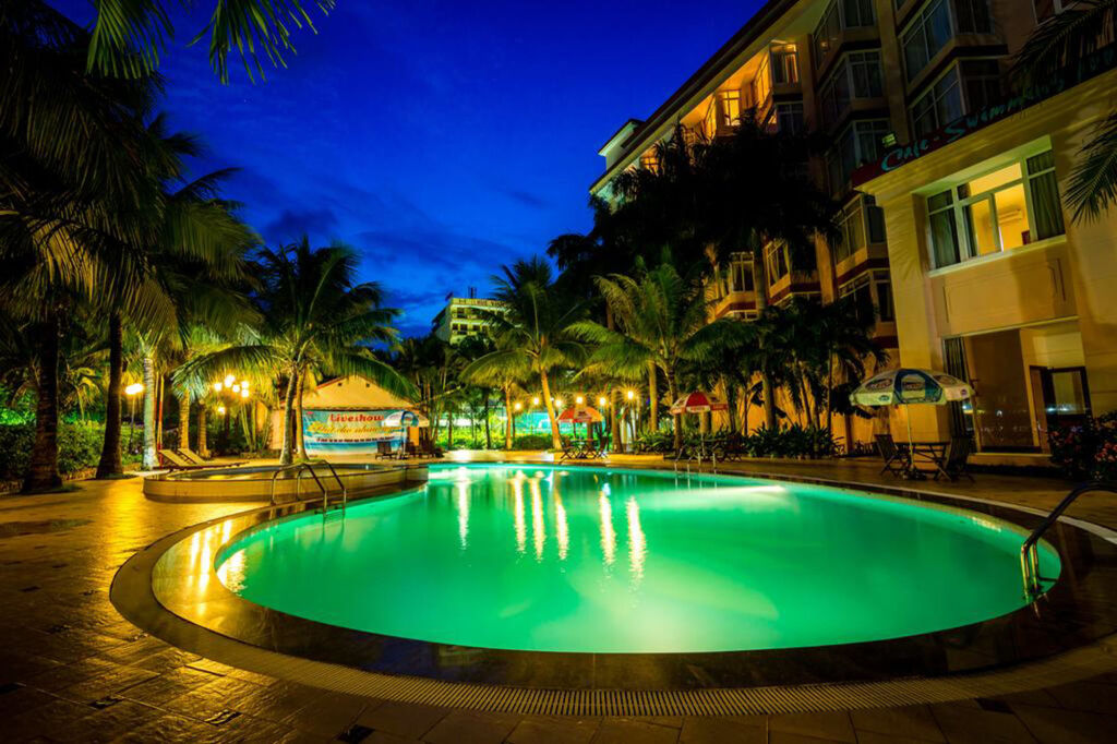 Винь: Saigon Kimlien Resort Cualo