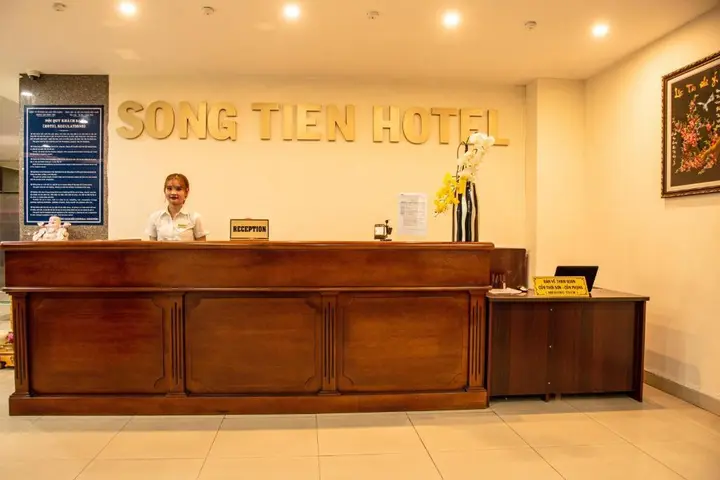 Митхо: Song Tien Hotel