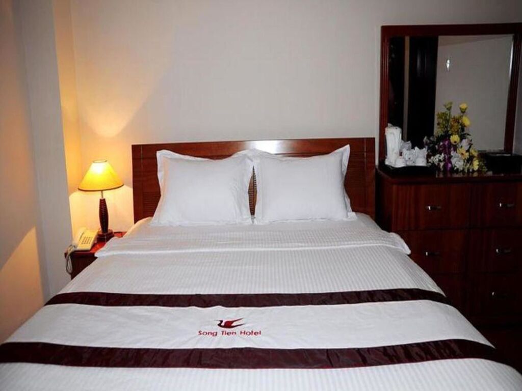 Митхо: Song Tien Hotel