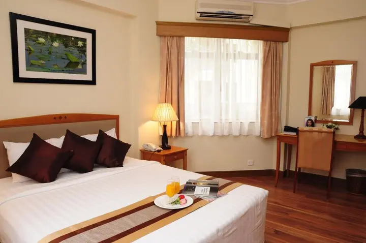 Хошимин: Riverside Serviced Apartments