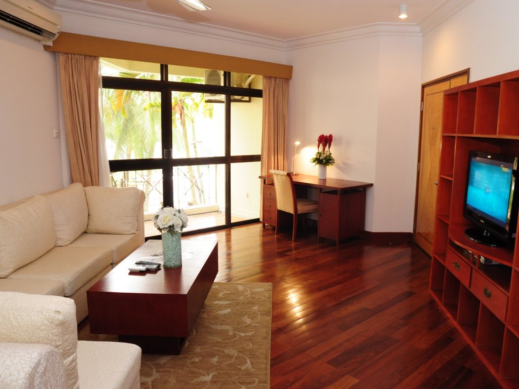 Хошимин: Riverside Serviced Apartments