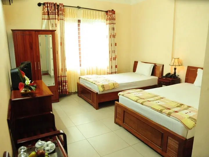 Хюэ: Hong Thang Hotel