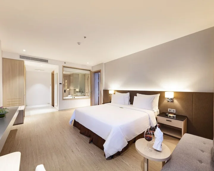 Нячанг: D'Qua Hotel