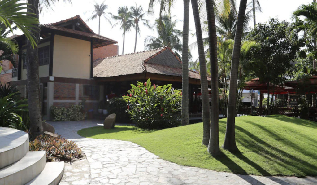 Фантхьет: Sunshine Beach Resort