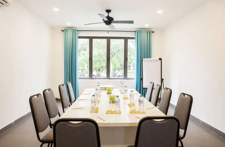 Хойан: ÊMM Hotel Hoi An