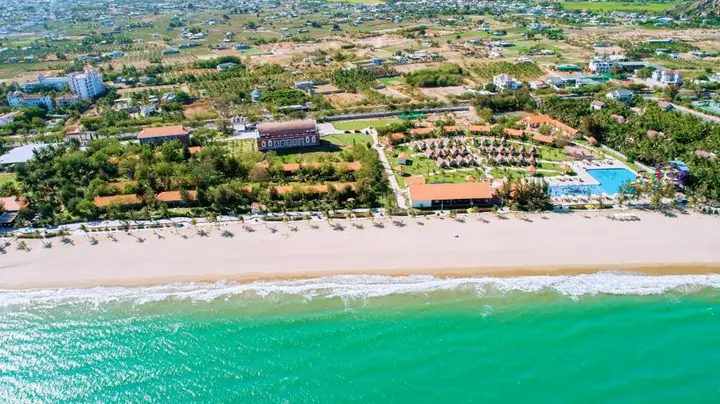 Фанранг - Тап Чам: TTC Resort Ninh Thuan - Unlimited Access to Water Park