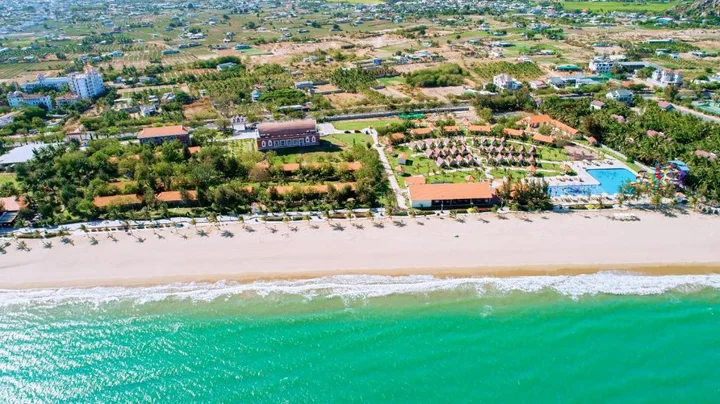 Фанранг - Тап Чам: TTC Resort Ninh Thuan - Unlimited Access to Water Park