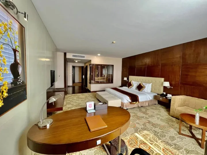 Биен-Хоа: Wooshu Hotel