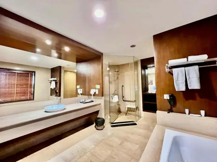 Биен-Хоа: Wooshu Hotel