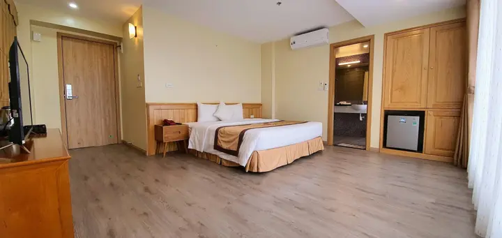 Ниньбинь: Queen Hotel Ninh Binh