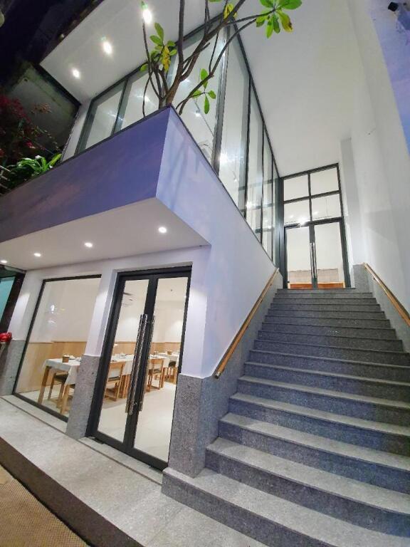 Ниньбинь: Queen Hotel Ninh Binh