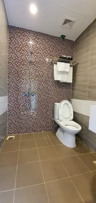Ниньбинь: Queen Hotel Ninh Binh