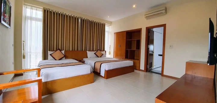Ниньбинь: Queen Hotel Ninh Binh
