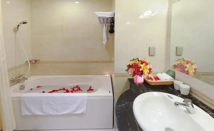 Нячанг: Golden Dragon Hotel - Rong Vang