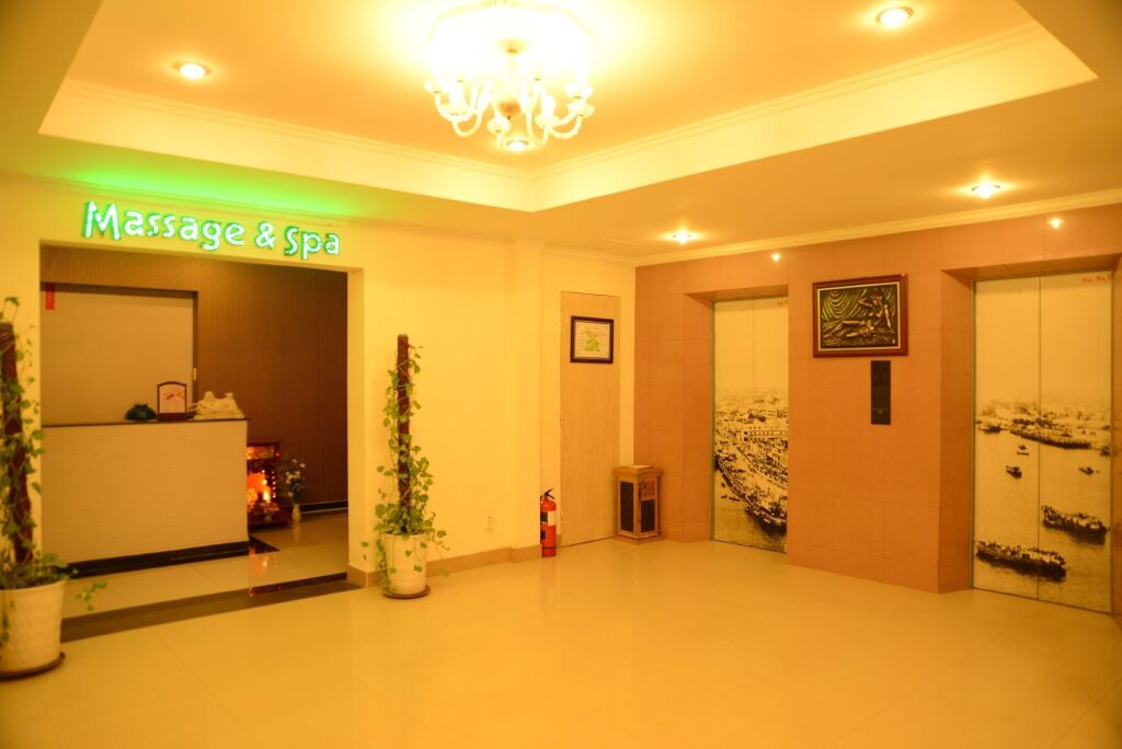 Saigontourane Hotel — фото 2