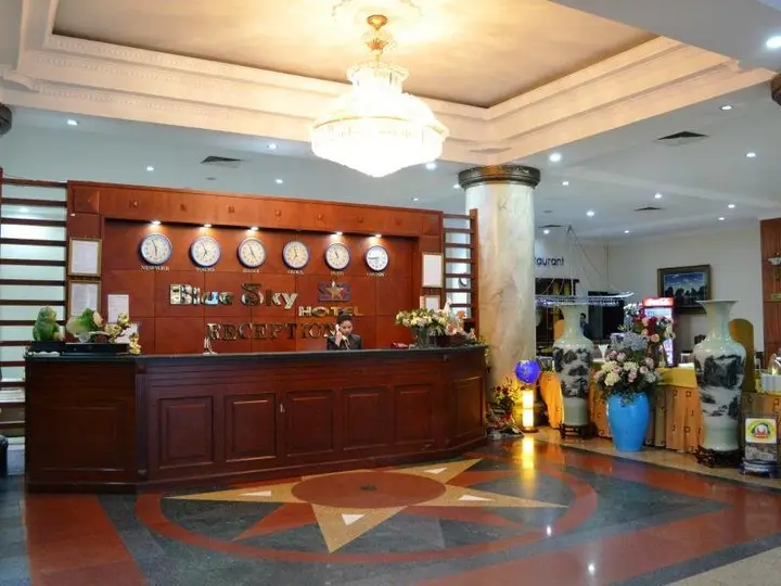 Халонг: Blue Sky Ha Long Hotel