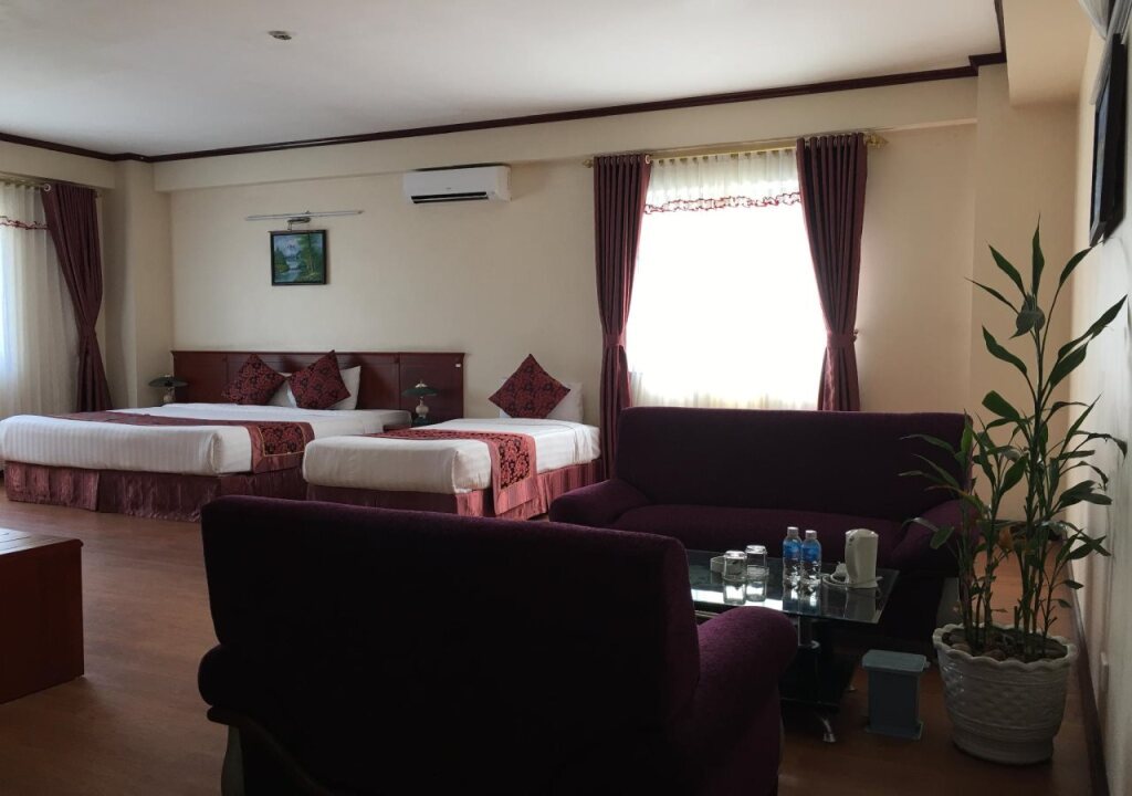 Халонг: Blue Sky Ha Long Hotel