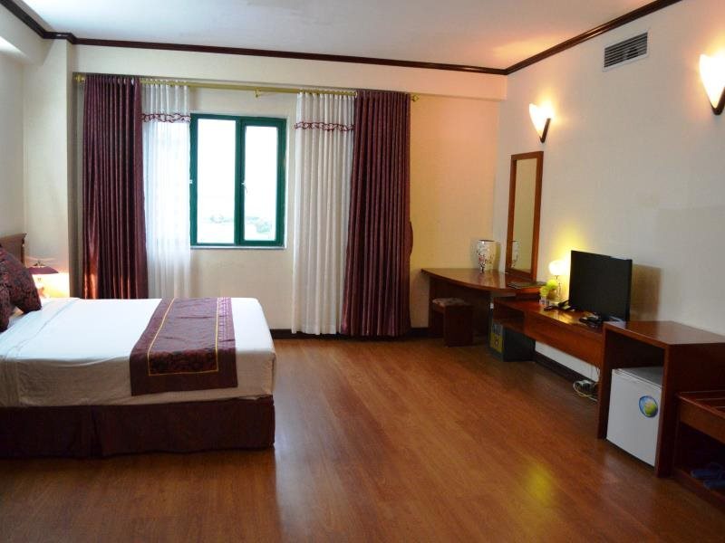 Халонг: Blue Sky Ha Long Hotel