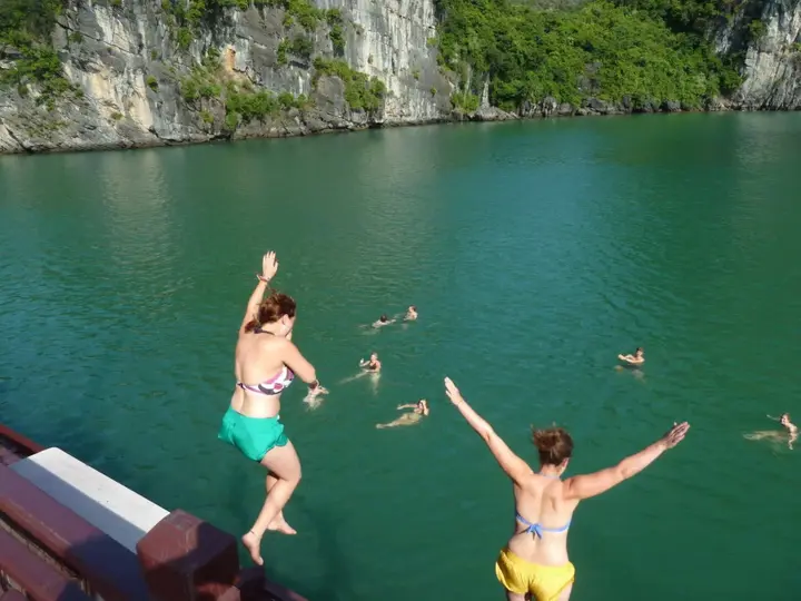 Халонг: Halong Paloma Cruise