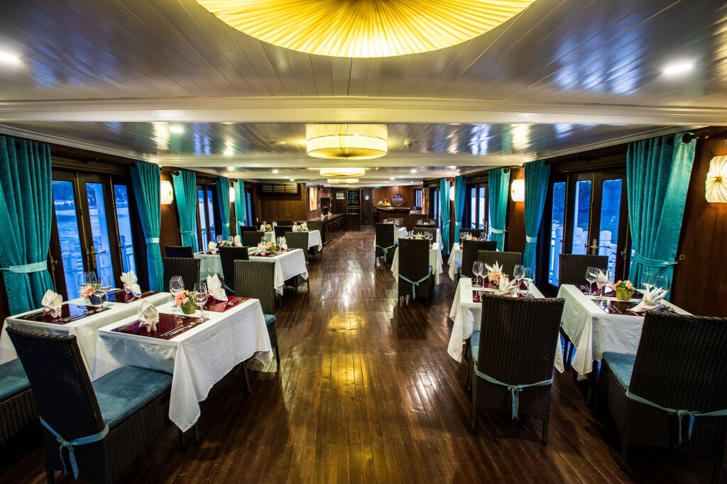Халонг: Bhaya Halong Cruises