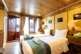Халонг: Bhaya Halong Cruises
