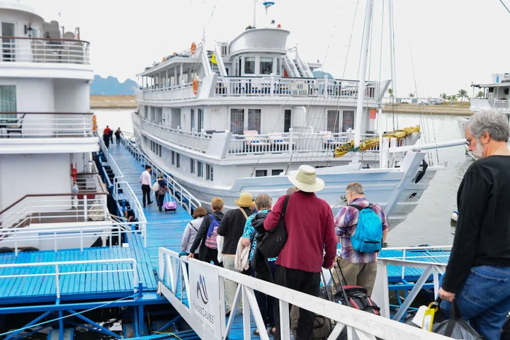 Халонг: Paradise Sails Cruise Ha Long