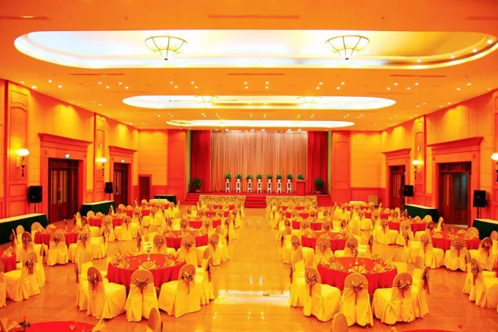 Хайзыонг: Nam Cuong Hai Duong Hotel
