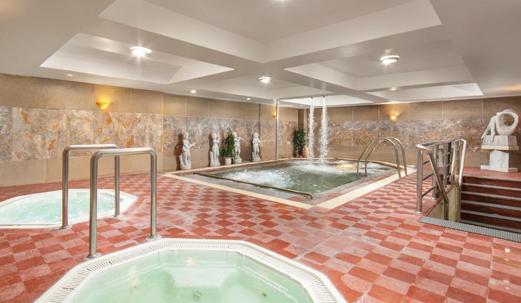 Хайзыонг: Nam Cuong Hai Duong Hotel