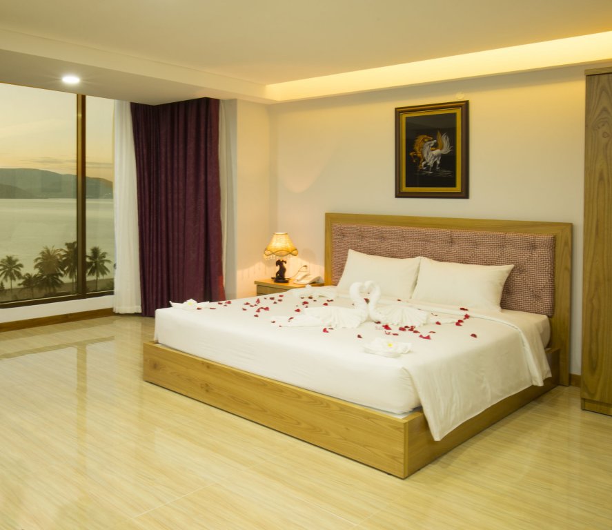 Нячанг: Happy Light Central Nha Trang