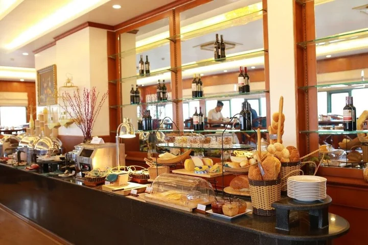 Хайфон: The Tray Hotel