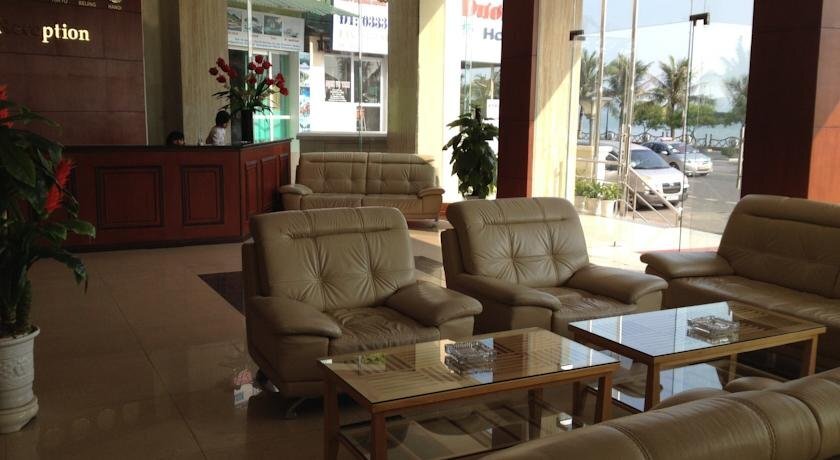 Халонг: Dien Luc Bai Chay Hotel
