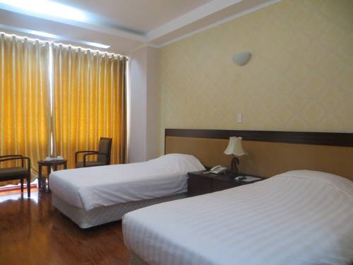 Халонг: Dien Luc Bai Chay Hotel