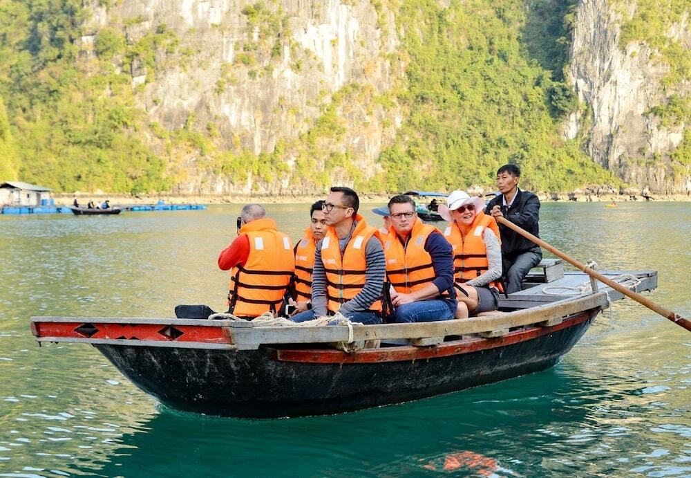 HaLong Canary Cruise — фото 1