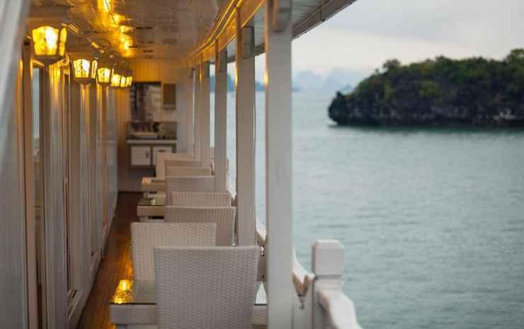 Халонг: Signature Halong Cruise