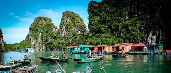 Халонг: Signature Halong Cruise