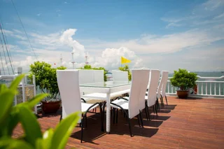 Халонг: Signature Halong Cruise