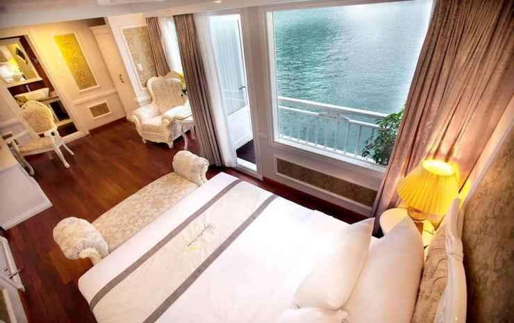 Халонг: Signature Halong Cruise