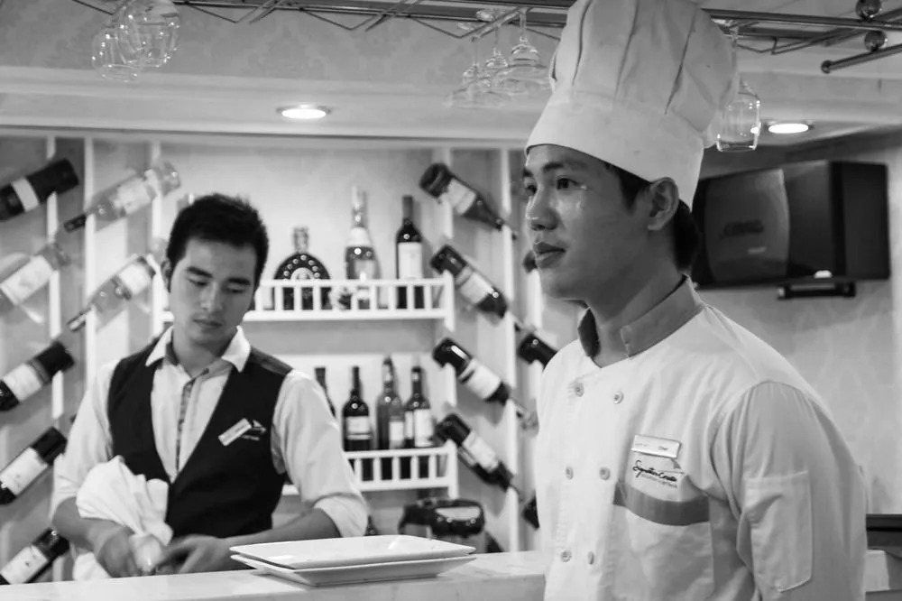 Халонг: Signature Halong Cruise