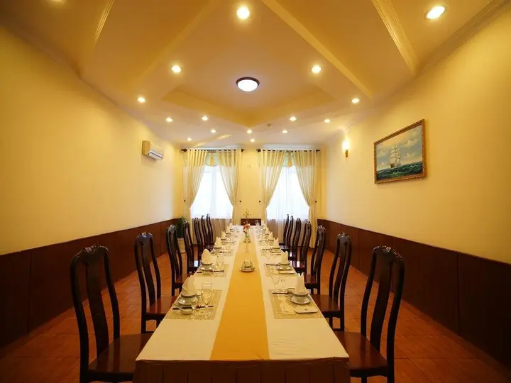 Бенче: Ham Luong Hotel